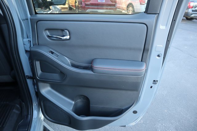 Used 2022 Nissan Frontier Pro-X image 22