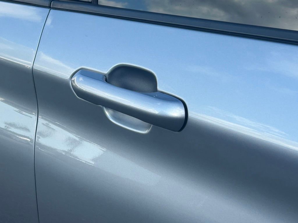 Certified 2022 Ford Explorer XLT w/ Equipment Group 202A image 23