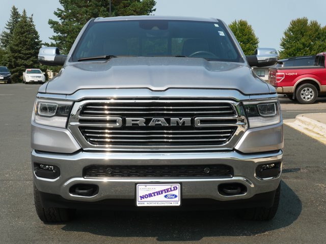 Used 2023 RAM 1500 Laramie AWD/4WD image 3