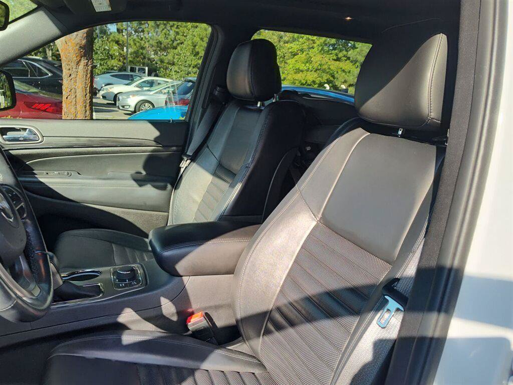 Used 2021 Jeep Grand Cherokee Limited X AWD/4WD image 7