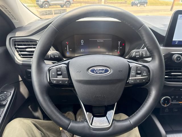Certified 2025 Ford Escape Active w/ Cold Weather Package AWD/4WD image 19