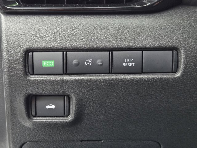 Used 2025 Nissan Sentra SV FWD image 22