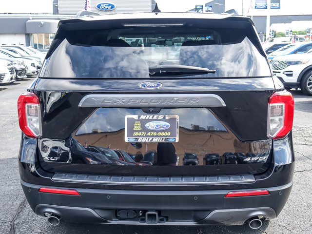 Certified 2023 Ford Explorer XLT w/ Equipment Group 202A AWD/4WD image 6