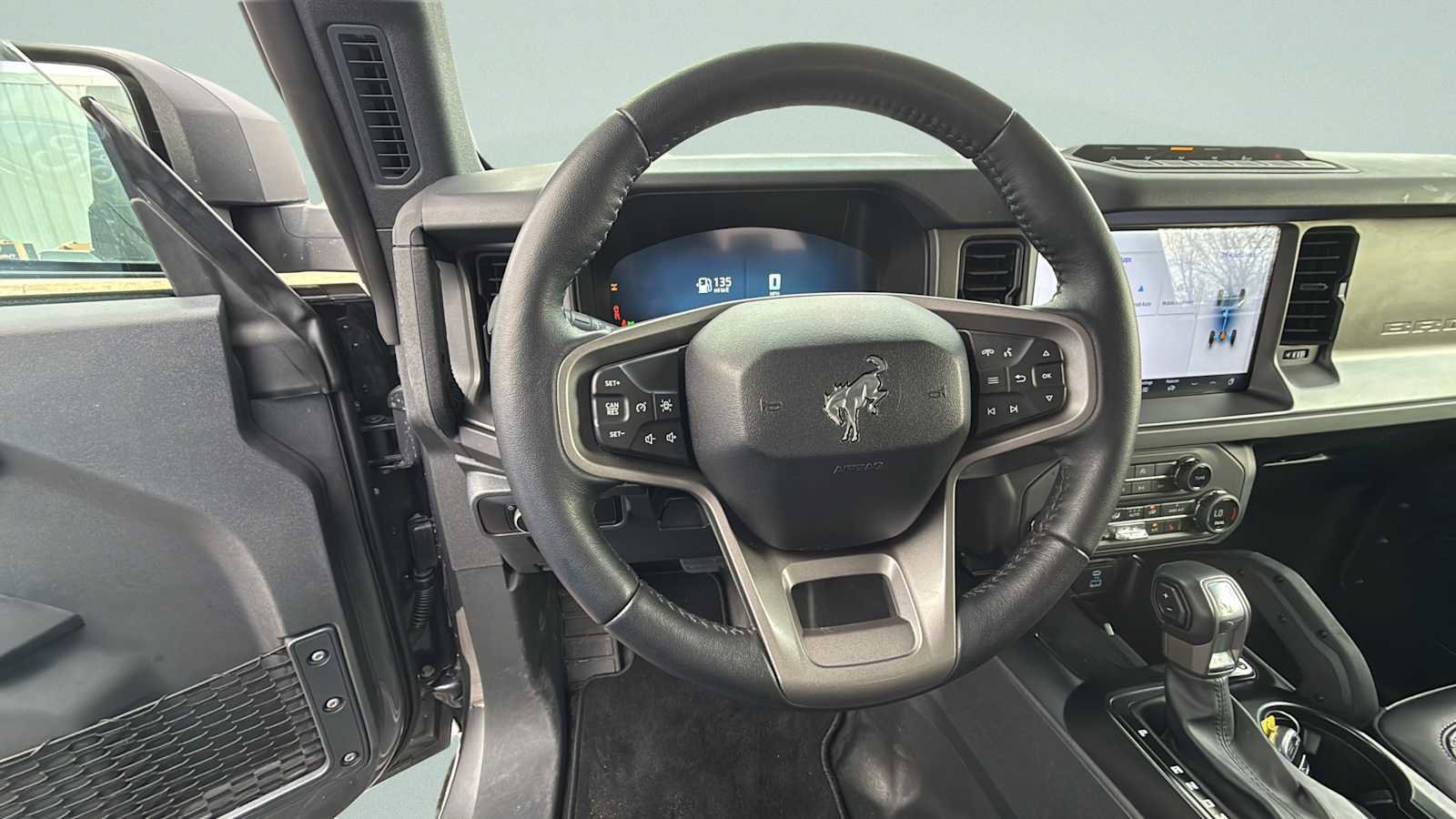 Certified 2025 Ford Bronco Badlands image 32