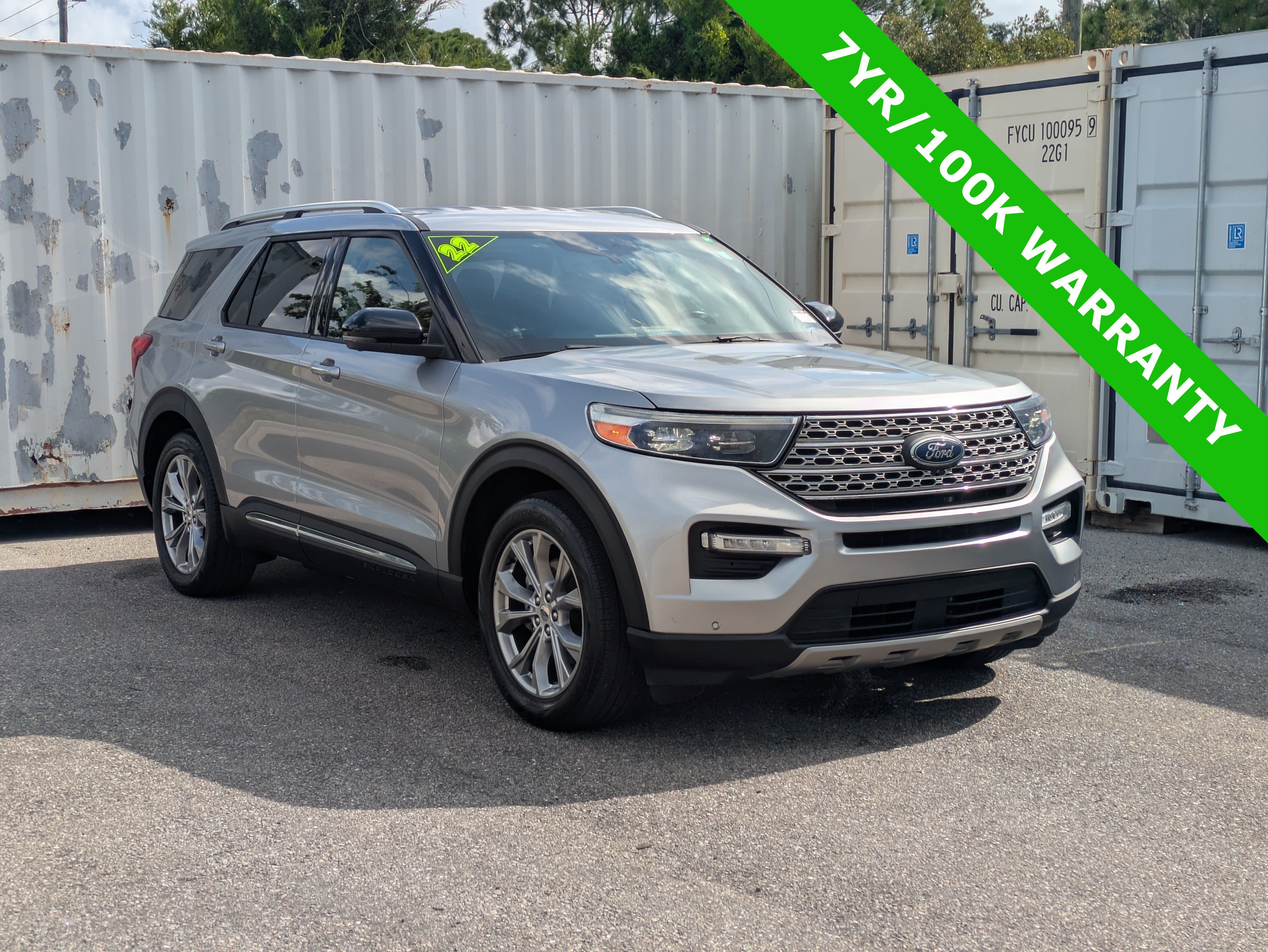 Certified 2022 Ford Explorer Limited w/ Equipment Group 301A RWD image 3