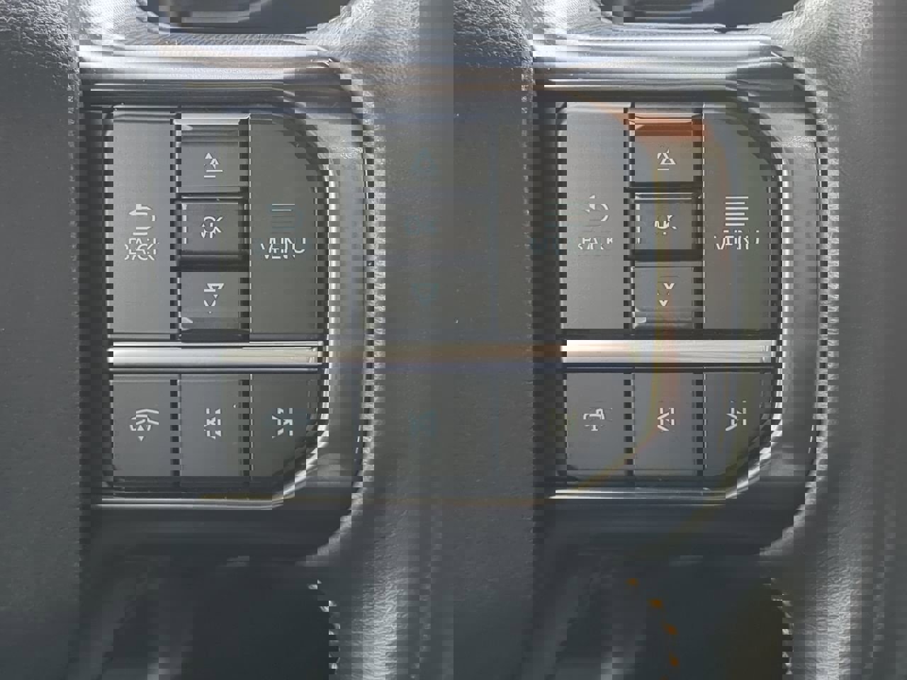 Certified 2023 Ford F250 Platinum image 25