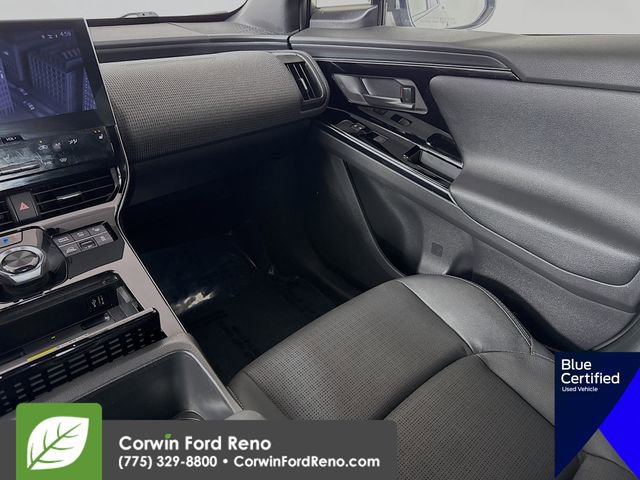Used 2023 Subaru Solterra AWD image 27