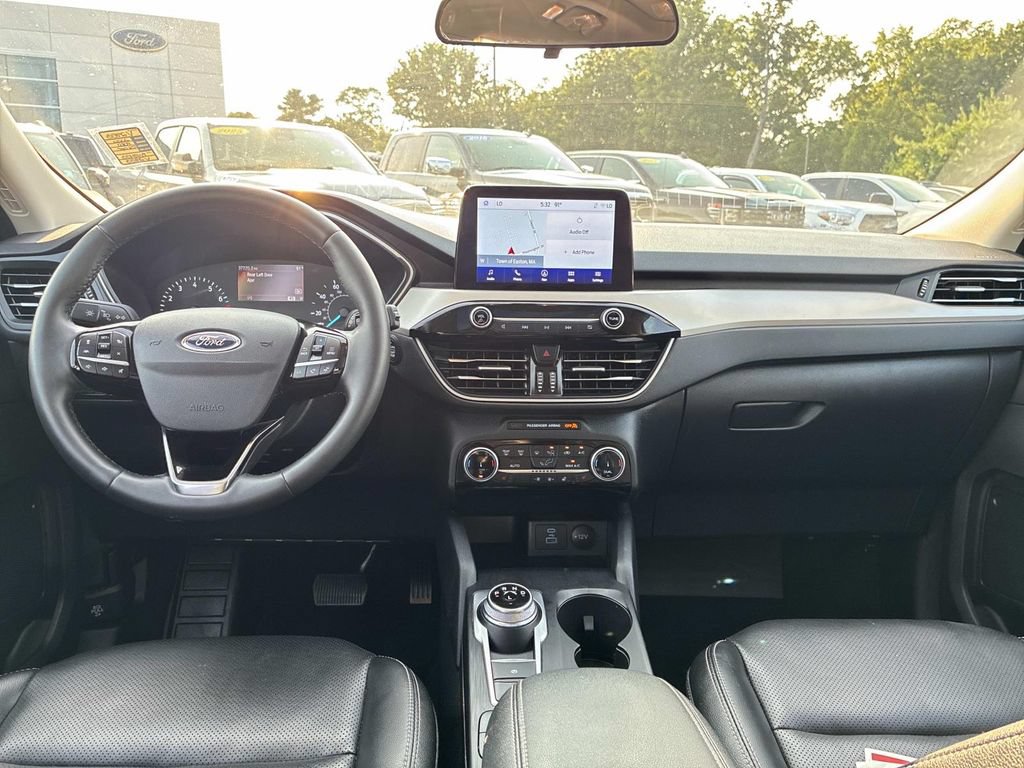 Certified 2022 Ford Escape SEL AWD/4WD image 18