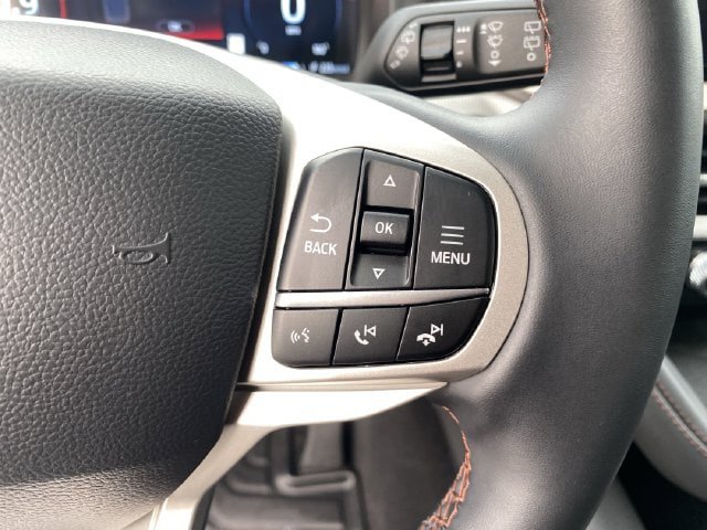 Certified 2025 Ford Explorer Active AWD/4WD image 34