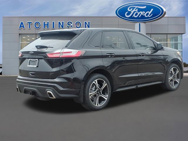 Certified 2022 Ford Edge ST image 4