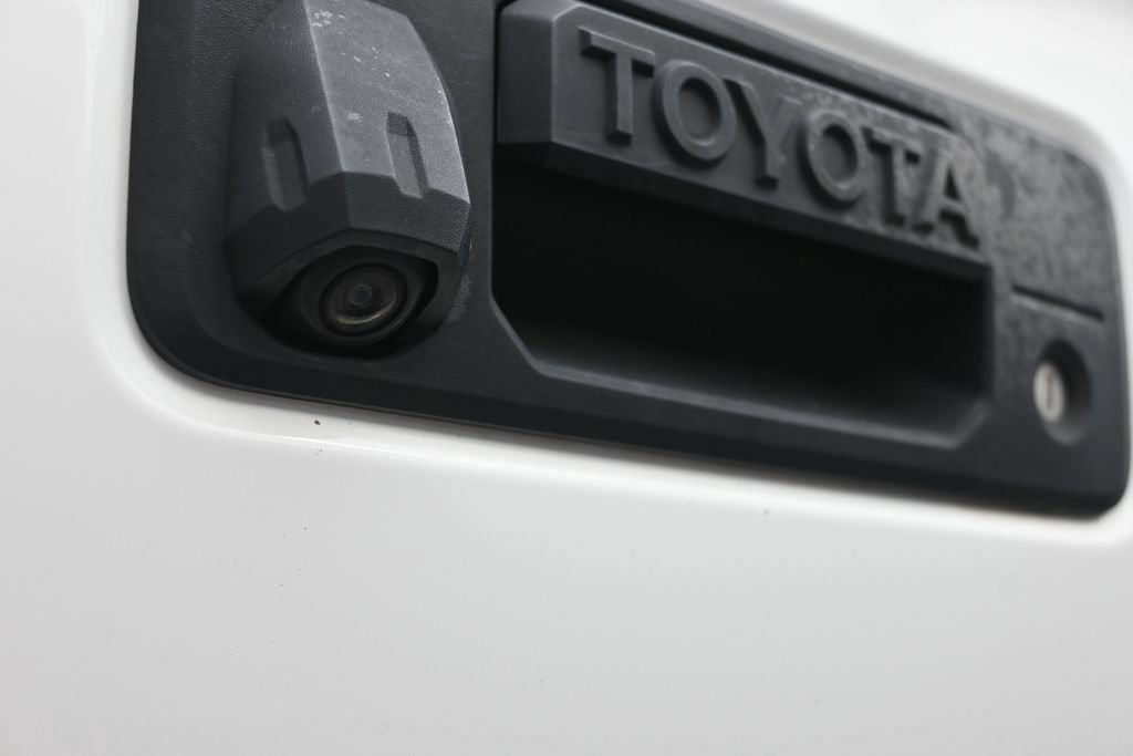 Used 2023 Toyota Tacoma SR5 w/ Technology Package AWD/4WD image 2