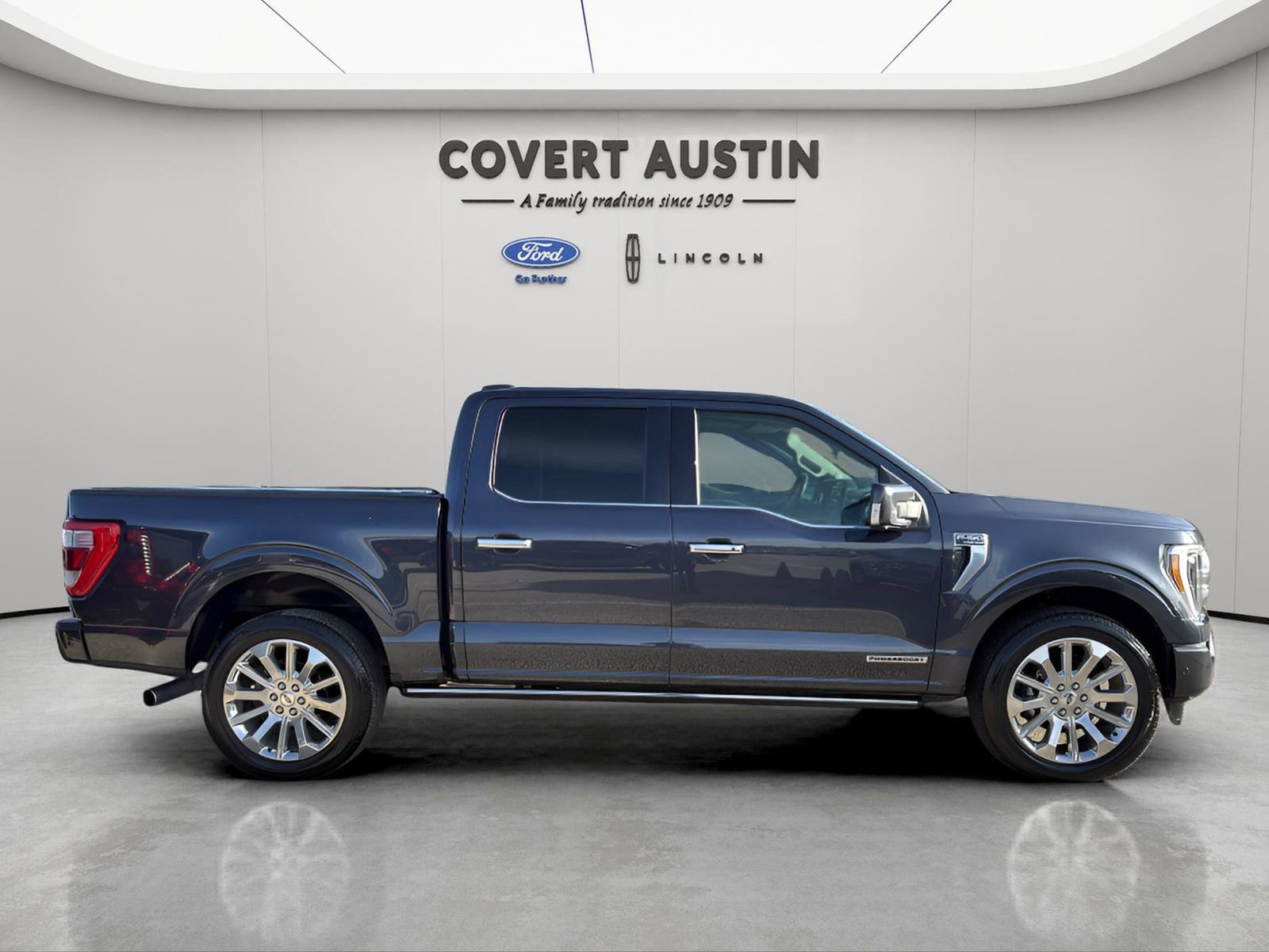 Certified 2022 Ford F150 Limited AWD/4WD image 6