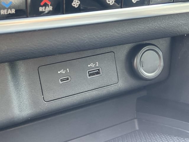 Used 2021 Nissan Rogue SL w/ Premium Package FWD image 31