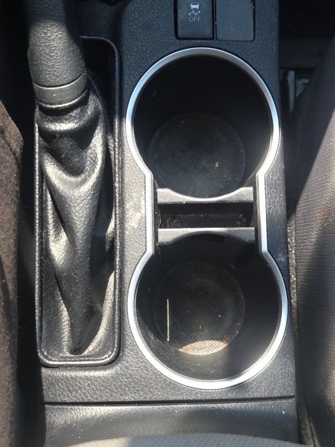 Used 2018 Toyota Corolla LE w/ Carpet Mat Package (TMS) FWD image 27