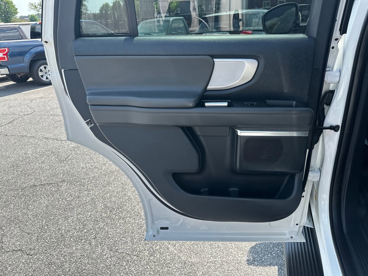 Certified 2025 Ford Expedition Active AWD/4WD image 24