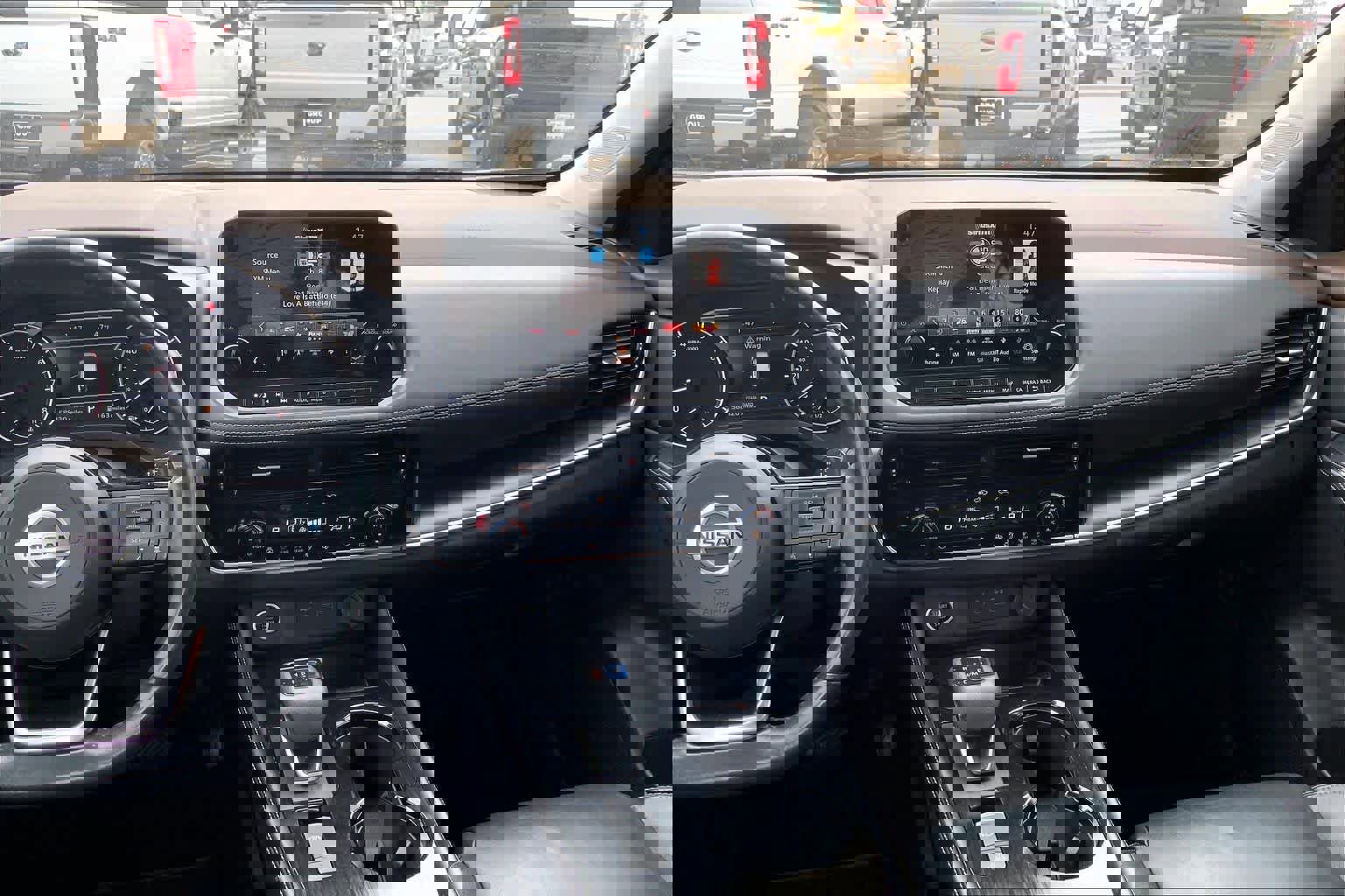 Used 2021 Nissan Rogue SL w/ Premium Package image 6