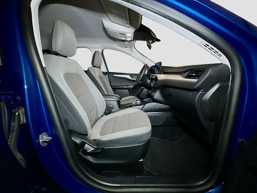 Certified 2022 Ford Escape SE AWD/4WD image 38