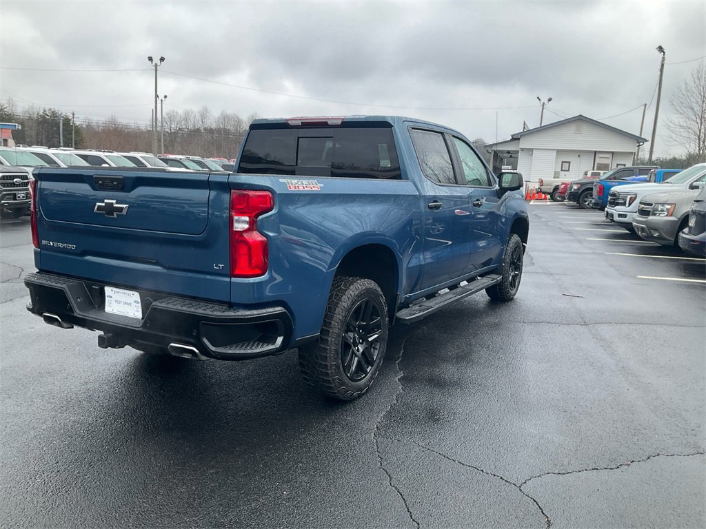 Used 2024 Chevrolet Silverado 1500 LT Trail Boss w/ LT Trail Boss Premium Package image 3