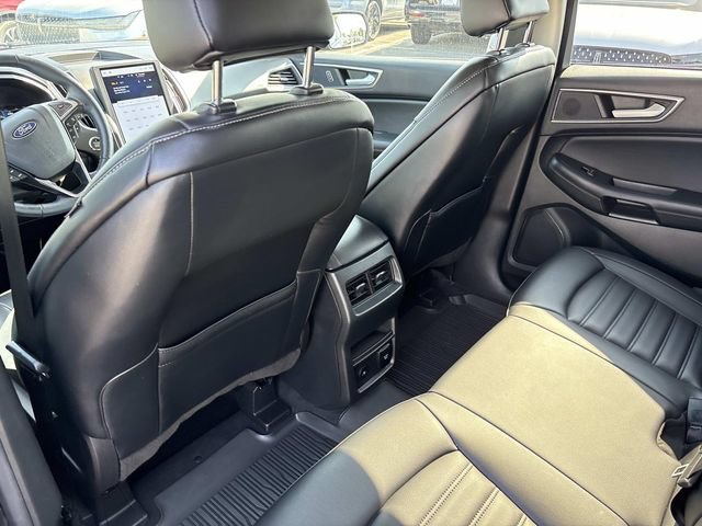 Certified 2022 Ford Edge SEL w/ Convenience Package AWD/4WD image 16