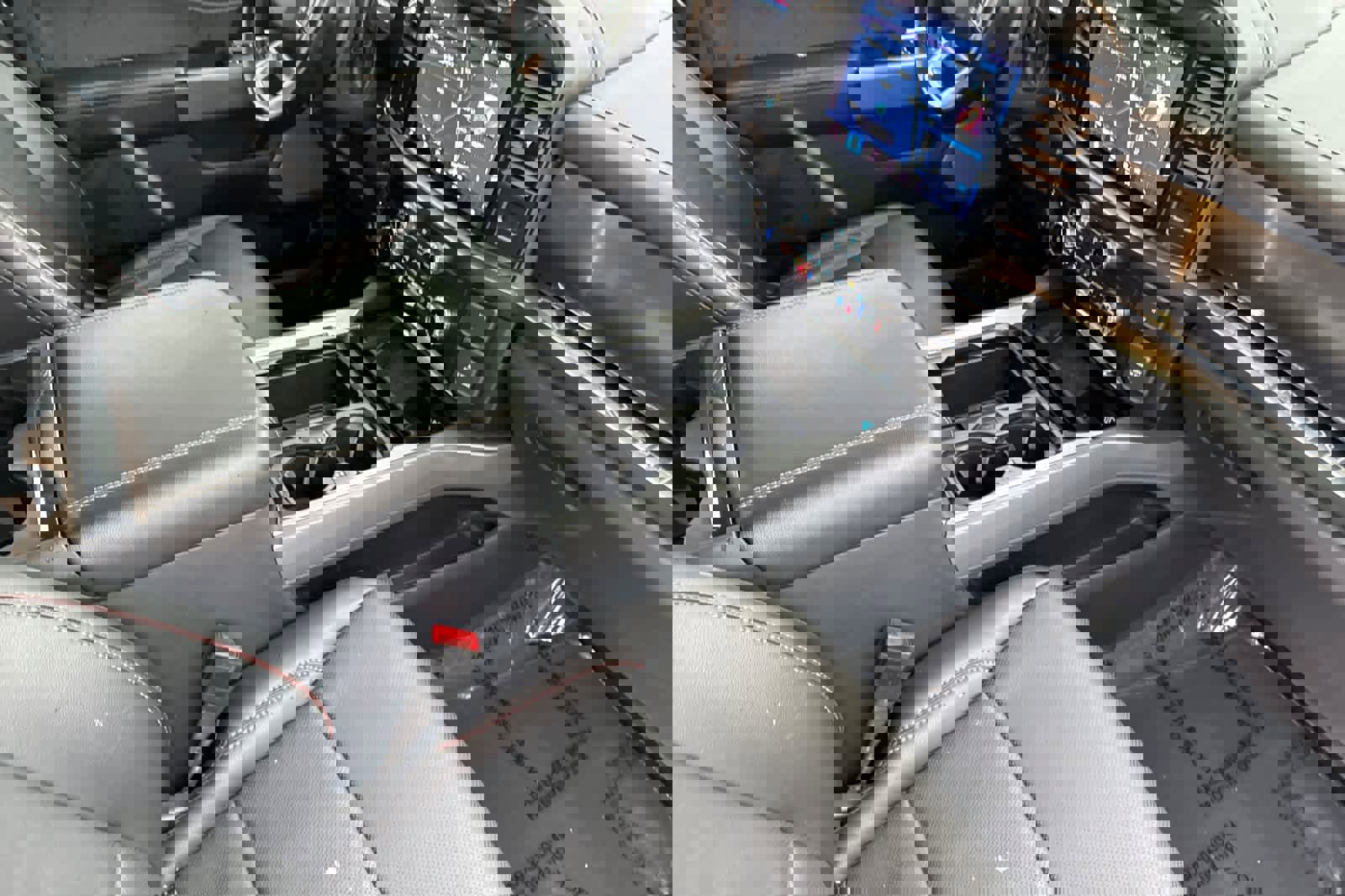 Certified 2024 Ford F350 Lariat w/ Black Appearance Package image 13