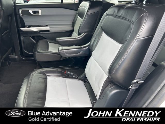 Certified 2022 Ford Explorer XLT w/ Equipment Group 202A AWD/4WD image 34
