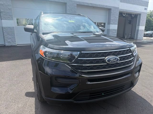 Certified 2023 Ford Explorer XLT w/ Class IV Trailer Tow Package AWD/4WD image 9