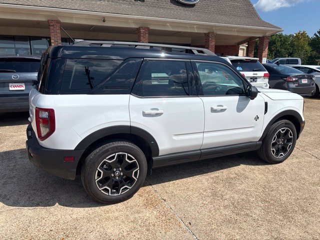 Certified 2025 Ford Bronco Sport Outer Banks w/ Outer Banks Tech Package+ AWD/4WD image 5