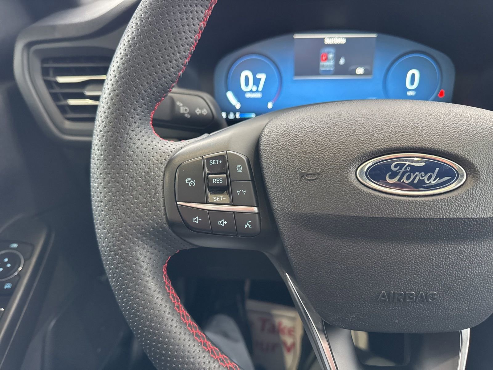 Certified 2023 Ford Escape ST-Line Select w/ Tech Pack #2 image 32