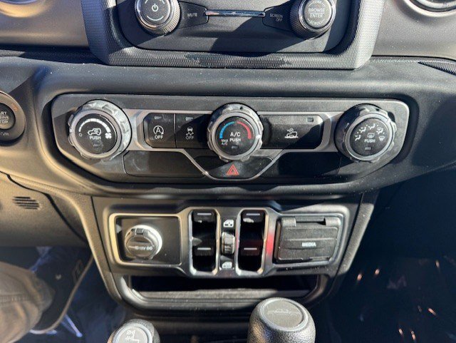 Used 2020 Jeep Gladiator Sport w/ Quick Order Package 24S image 22