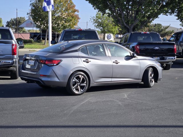 Used 2025 Nissan Sentra SV FWD image 4