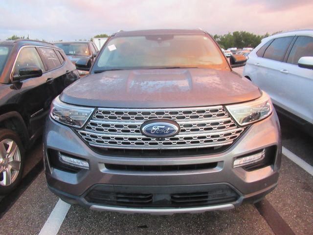 Certified 2022 Ford Explorer Limited w/ Equipment Group 301A RWD image 2