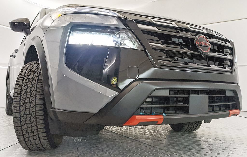 Used 2025 Nissan Rogue SV AWD/4WD image 23