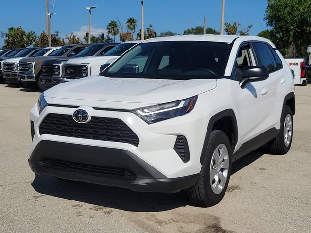 Used 2025 Toyota RAV4 LE FWD image 3