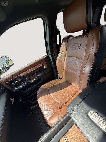 Used 2022 RAM 2500 Limited AWD/4WD image 16
