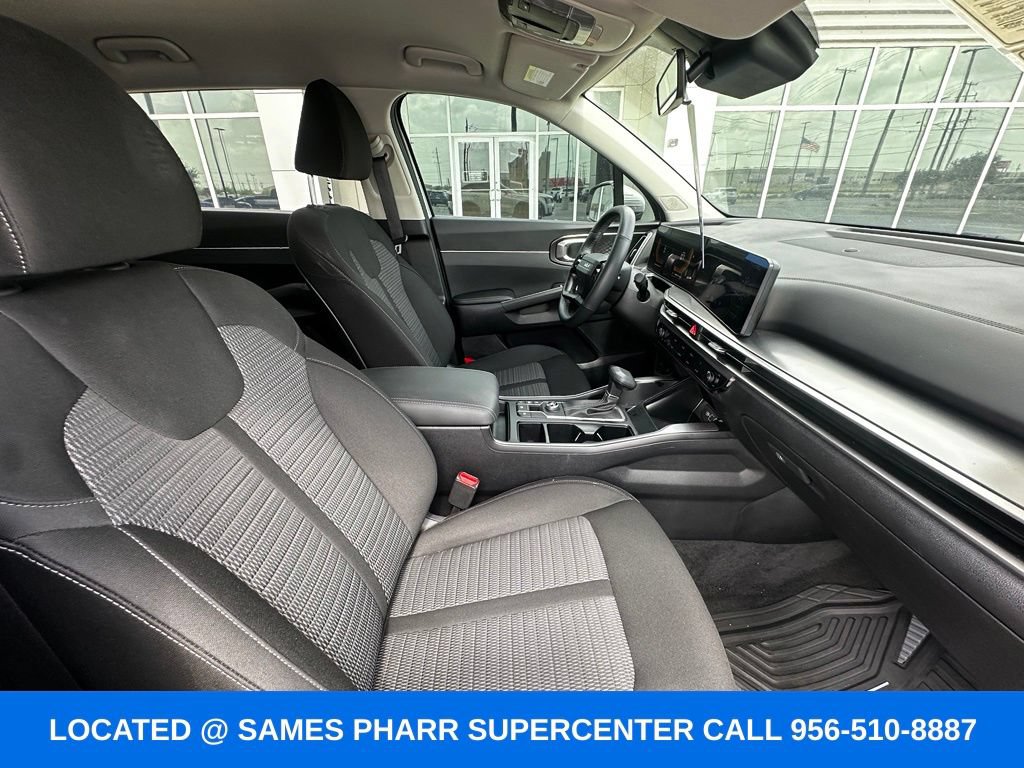 Used 2026 Kia Sorento LX FWD image 25