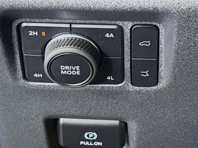 Certified 2025 Ford Expedition Platinum AWD/4WD image 10