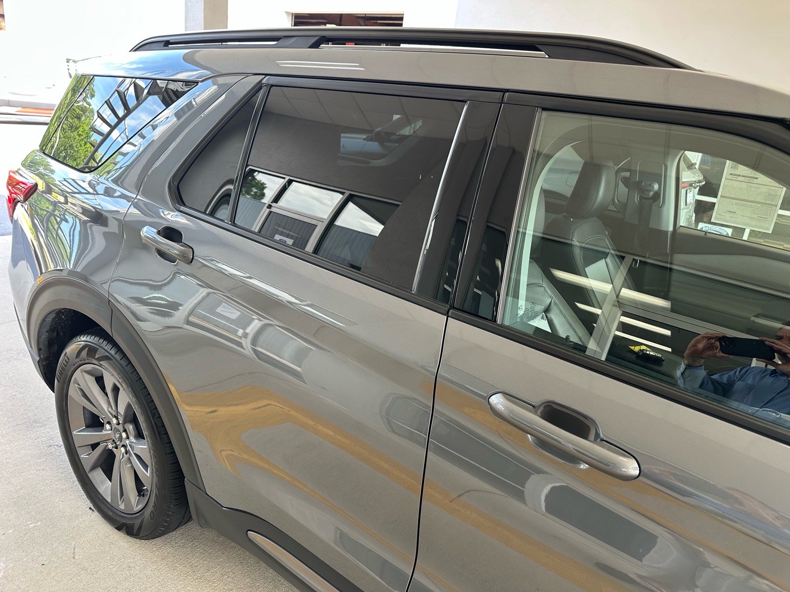 Certified 2022 Ford Explorer XLT w/ Equipment Group 202A RWD image 9