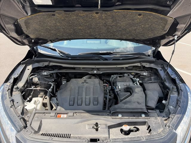 Used 2022 Mitsubishi Eclipse Cross SEL AWD/4WD image 38