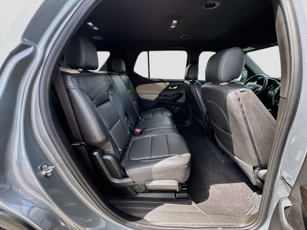Used 2023 Chevrolet Traverse LS w/ Safety Package FWD image 26