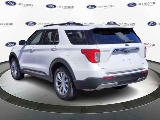 Certified 2022 Ford Explorer XLT w/ Equipment Group 202A image 5