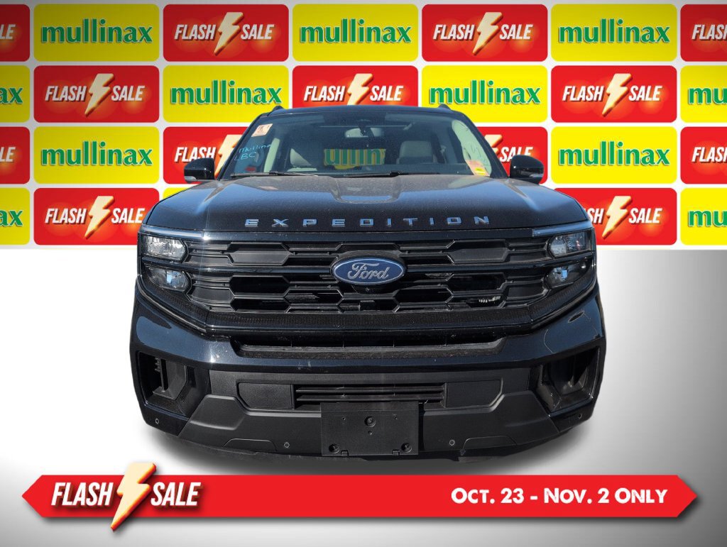 Certified 2025 Ford Expedition Active AWD/4WD image 16