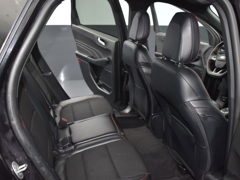 Certified 2025 Ford Escape ST-Line image 14