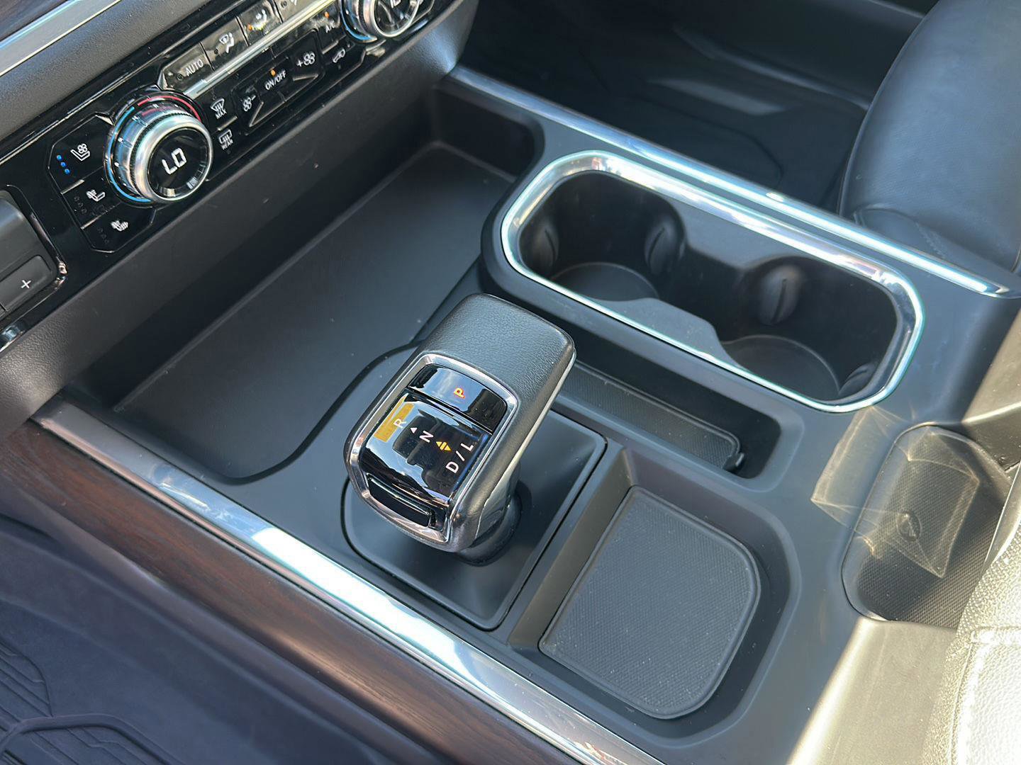 Used 2022 GMC Sierra 1500 SLT w/ SLT Premium Plus Package image 19