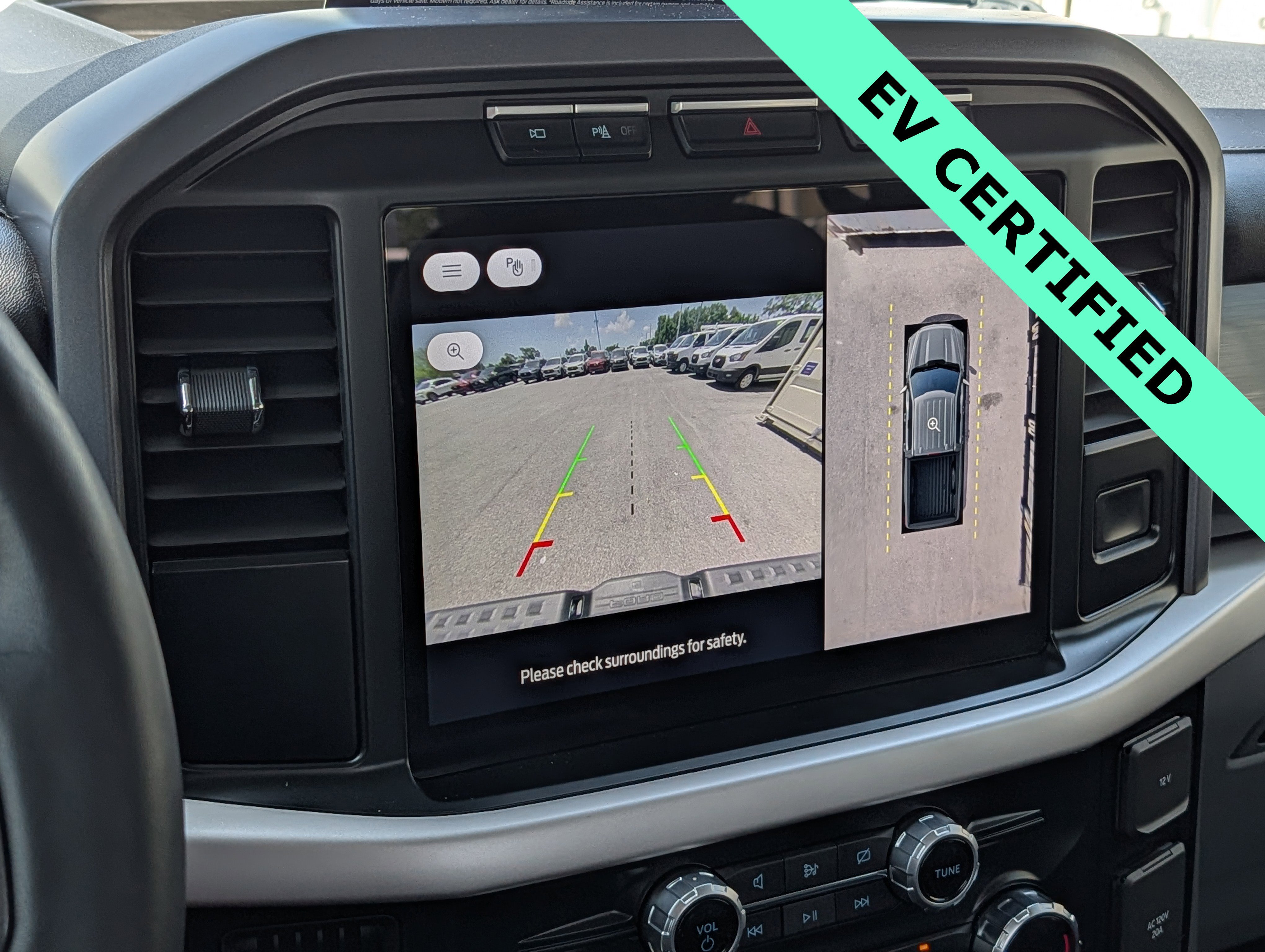 Certified 2023 Ford F150 Lightning 4x4 SuperCrew image 32