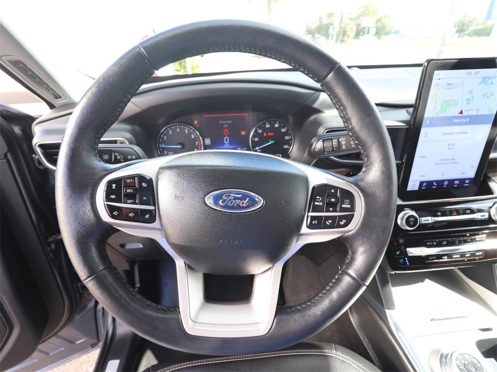 Certified 2023 Ford Explorer Limited w/ Limited Technology Package image 18