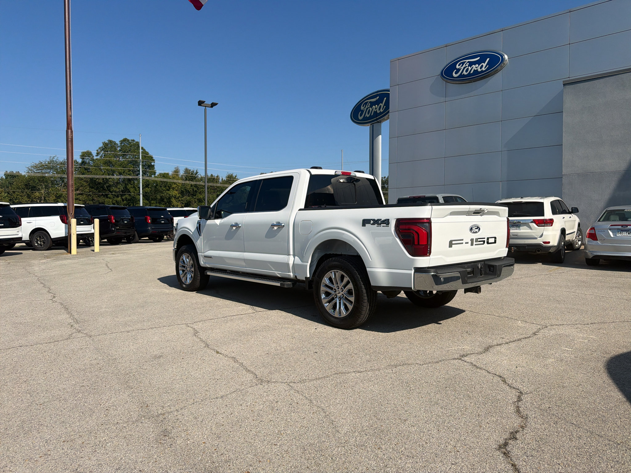 Certified 2024 Ford F150 Lariat w/ FX4 Off-Road Package AWD/4WD image 3