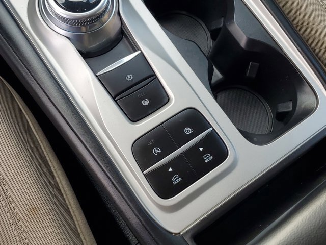 Certified 2024 Ford Explorer 2WD image 28