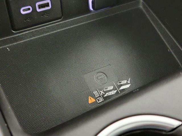 Used 2022 GMC Yukon XL SLT image 27