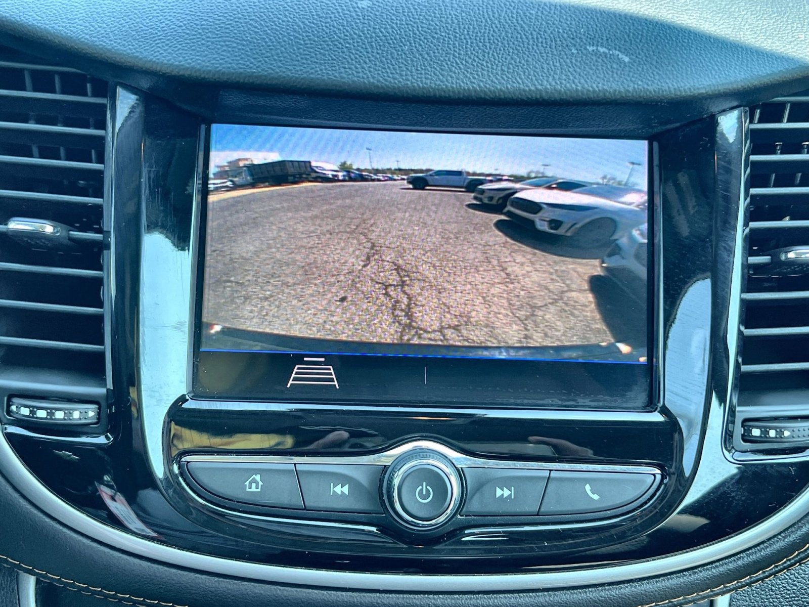 Used 2020 Chevrolet Trax LS w/ LPO, Protection Package FWD image 19