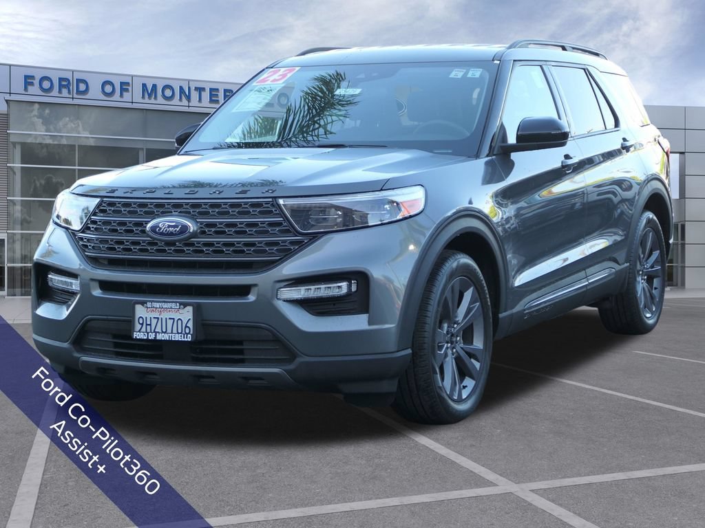 Certified 2023 Ford Explorer XLT w/ Equipment Group 202A RWD image 8
